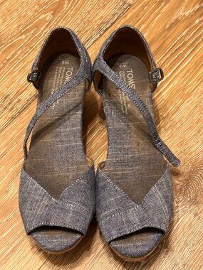 TOMS Womens Chambray cork wedges